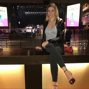 Meet your Posher, Jessica